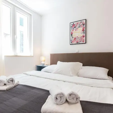 شقة Cultural Haven Two Bedroom