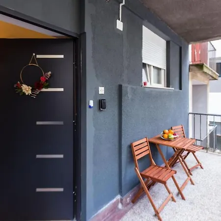 Cultural Haven Two Bedroom زادار